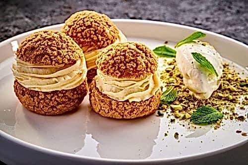 shu-s-kremom-i-grushevym-sorbetom-4_500x340